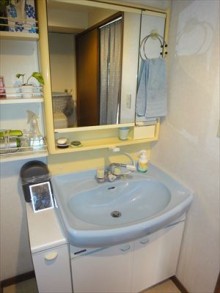 建具・フローリングを自分好みの色に 建具・フローリングを自分好みの色に